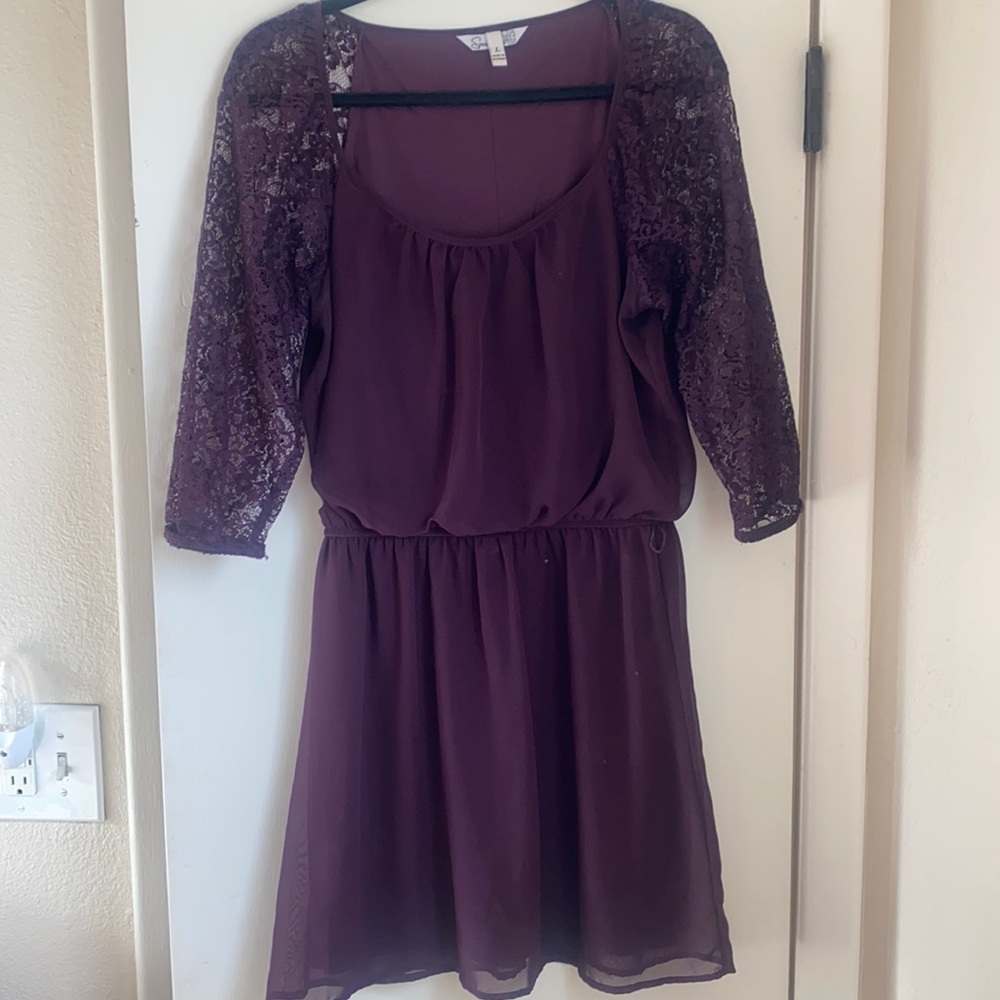 Purple lace 3/4 sleeve dress